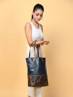 Blue Women's Leather Tote - Che Cose Belle