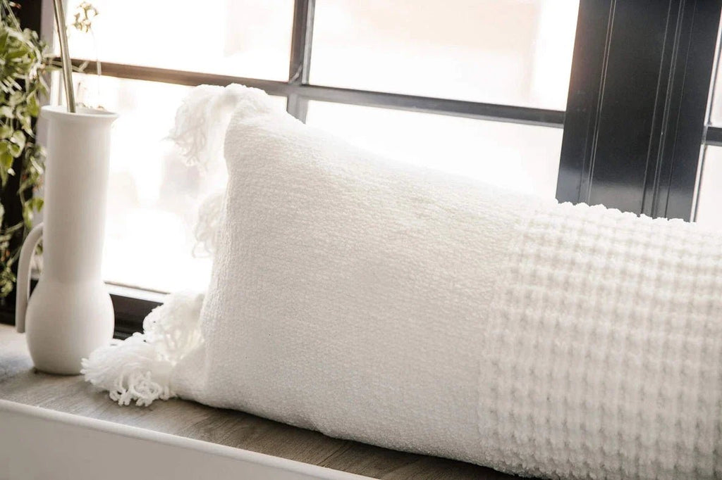Braided Pom Pom Lumbar Pillow - Che Cose Belle