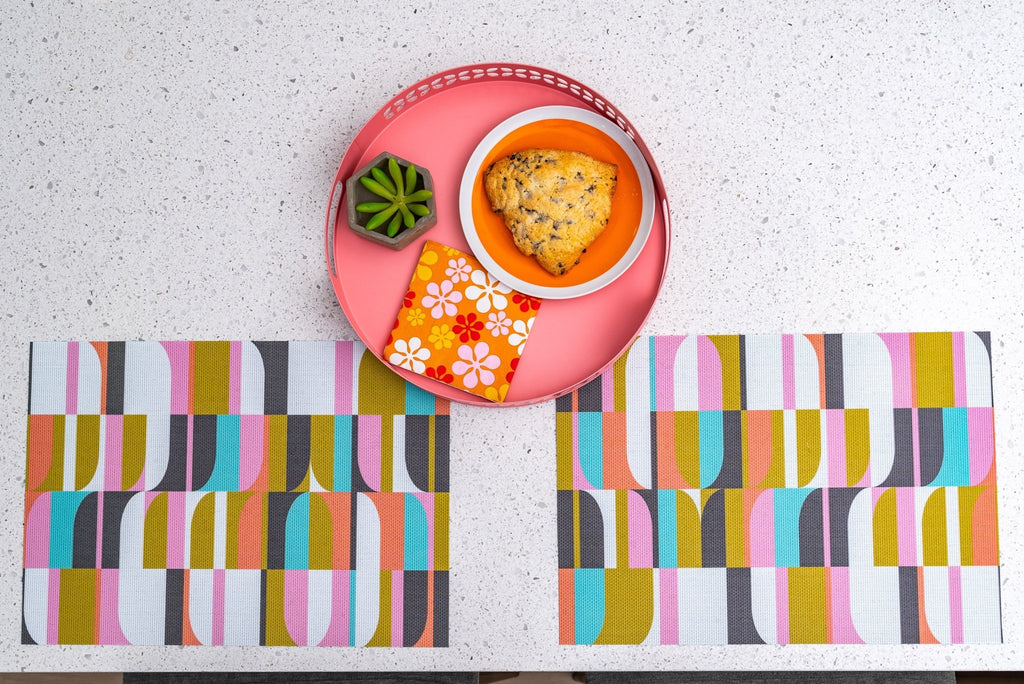 Breeze Block Metal Serving Tray Round - Pink - Che Cose Belle
