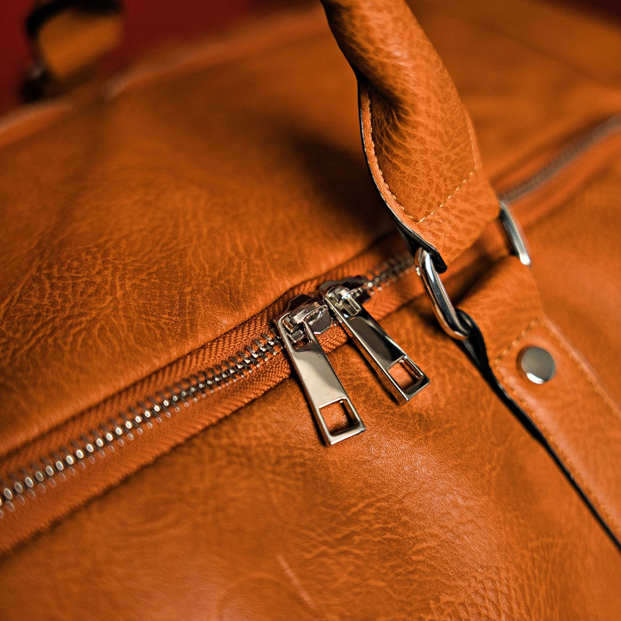 Brown Tumbled Leather Duffle Bag - Che Cose Belle
