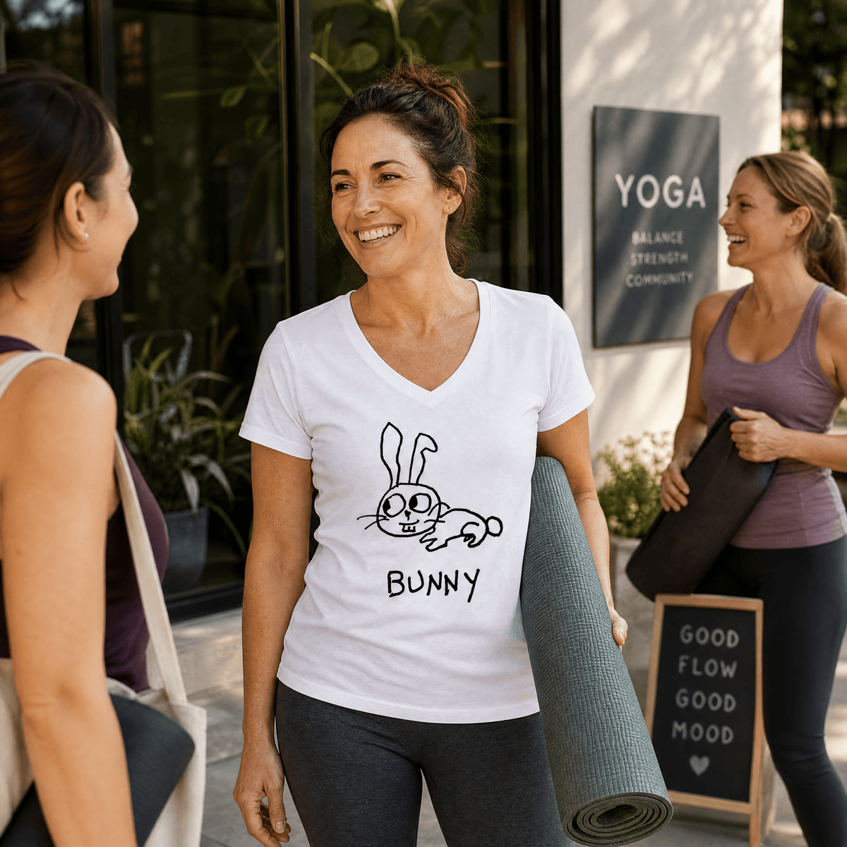 Bunny - V-neck Tee - Che Cose Belle