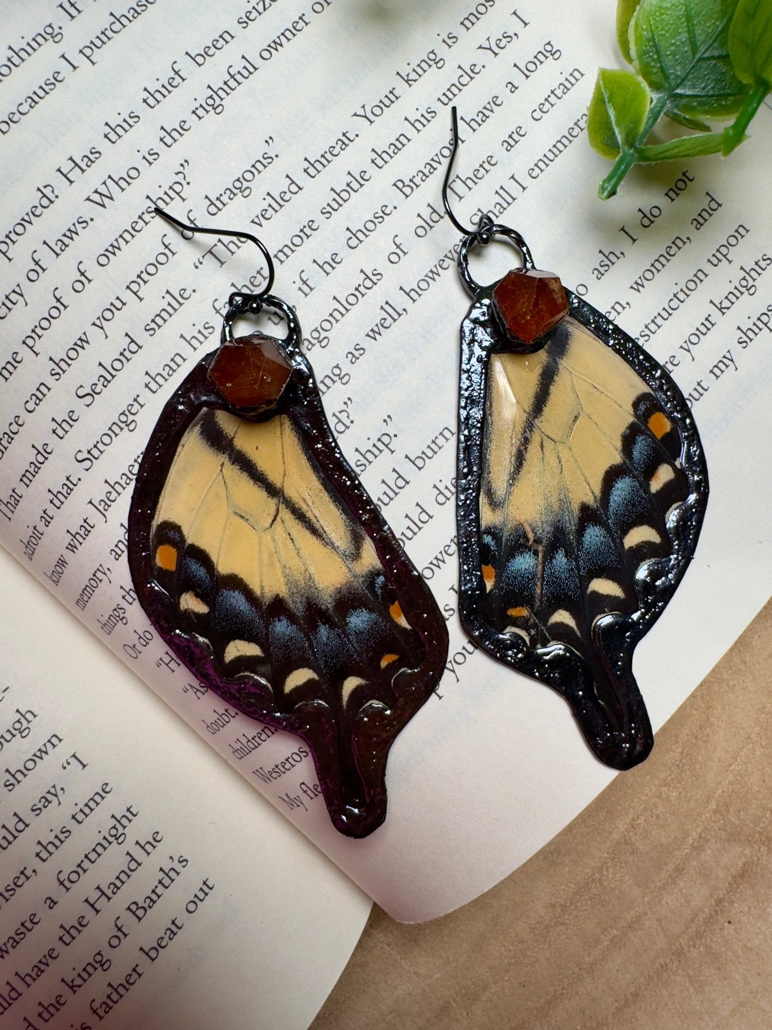 Butterfly Wing and Orange Garnet Earrings - Che Cose Belle