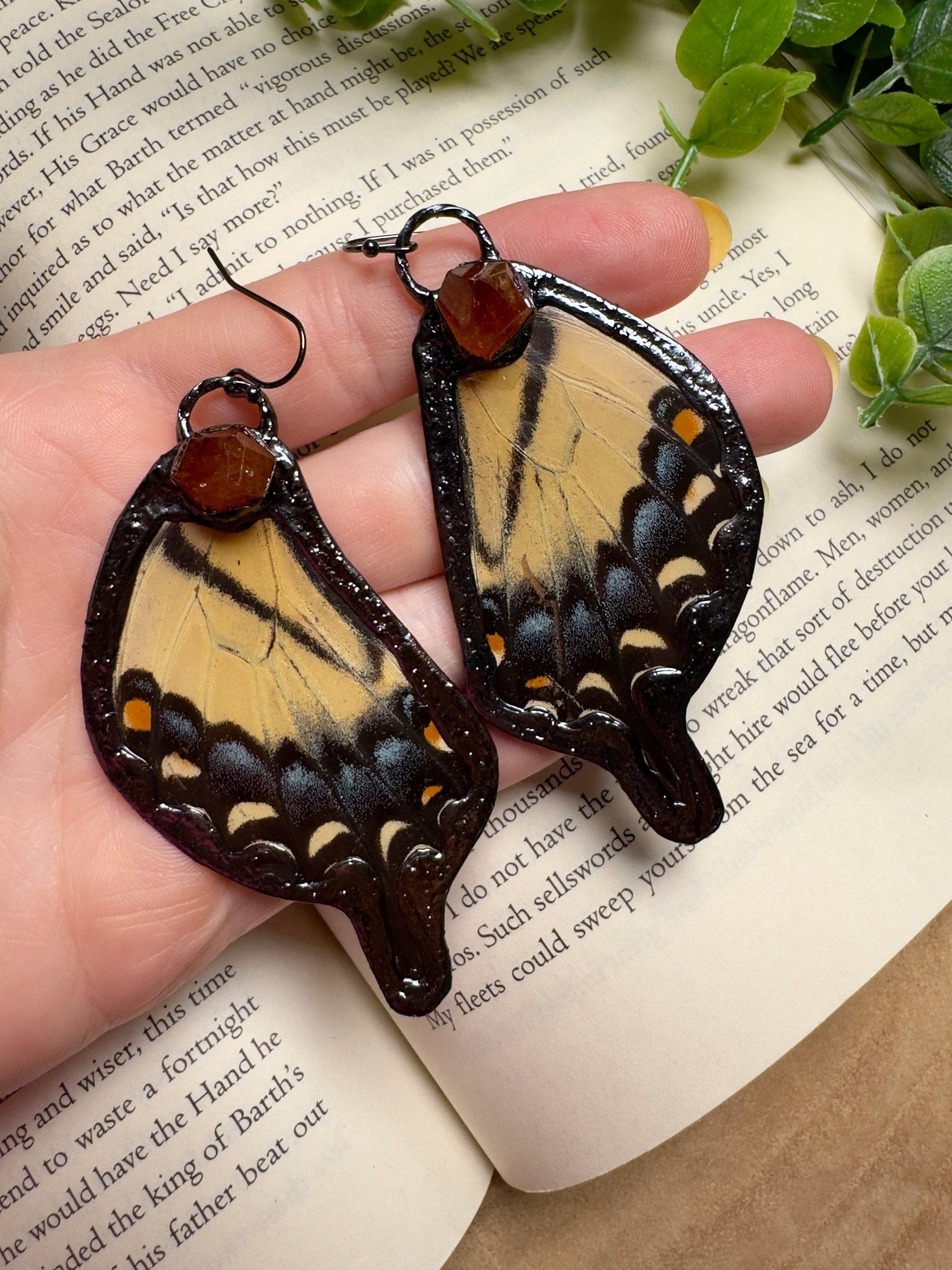 Butterfly Wing and Orange Garnet Earrings - Che Cose Belle