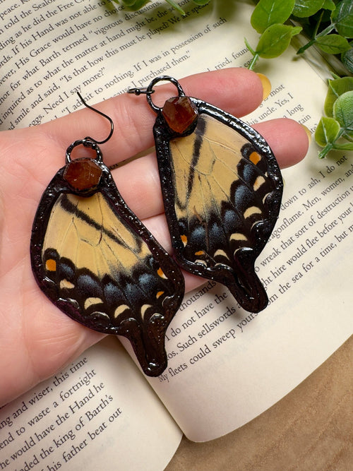 Butterfly Wing and Orange Garnet Earrings - Che Cose Belle