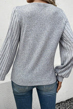 Buttoned V Neck Ribbed Puff Sleeve Top - Che Cose Belle