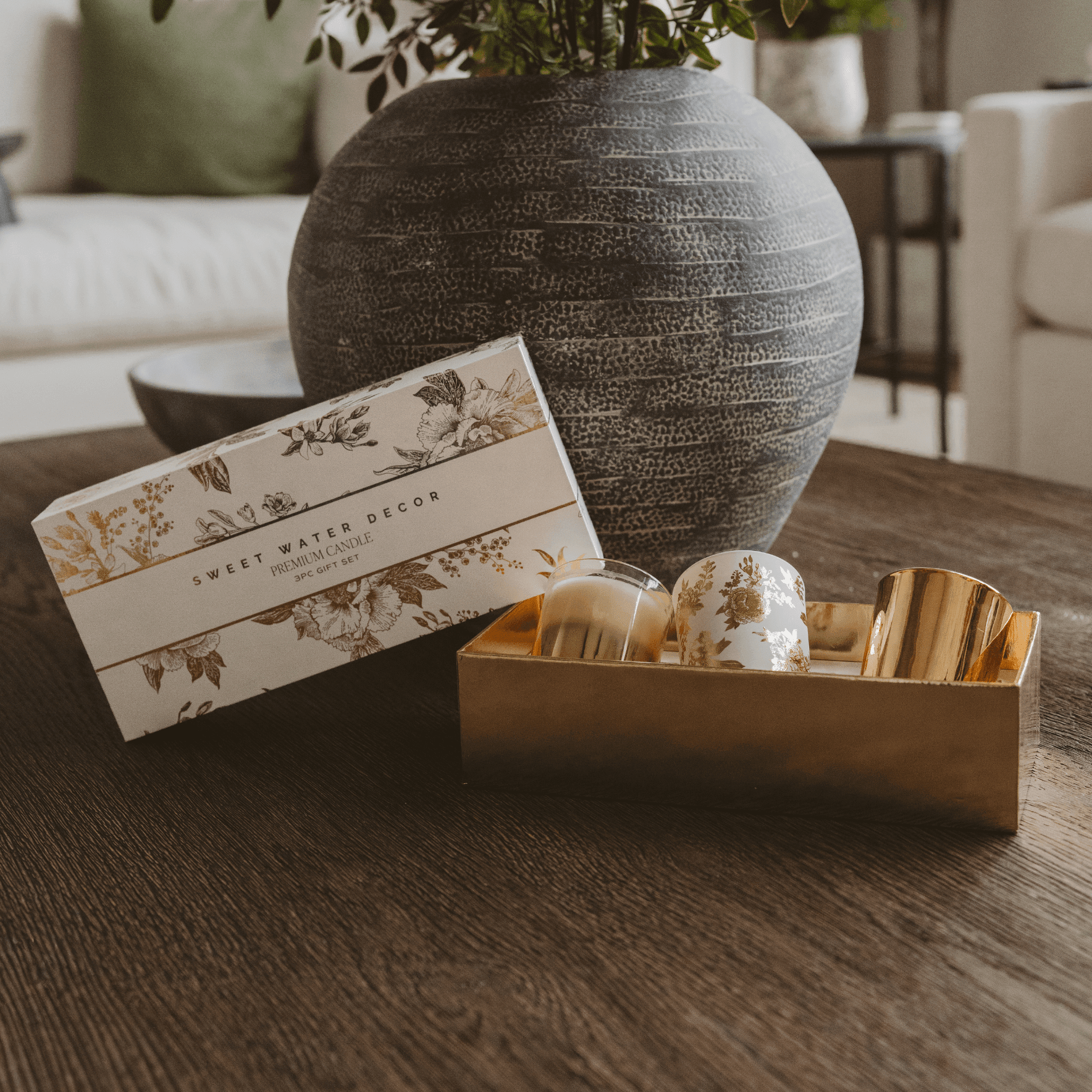 Candle Gift Box Set (Salt and Sea, Island Air, Palo Santo Patchouli) - Che Cose Belle