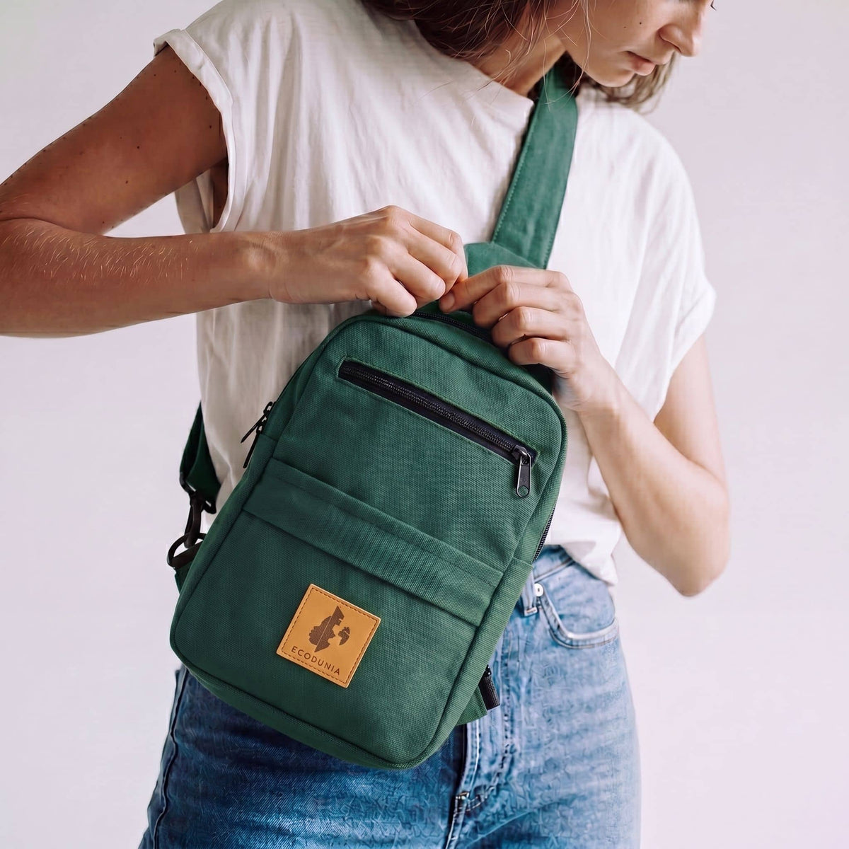 Canvas Crossbody Sling Bag for Men | Umoja Large Sling Bag for Women - Che Cose Belle