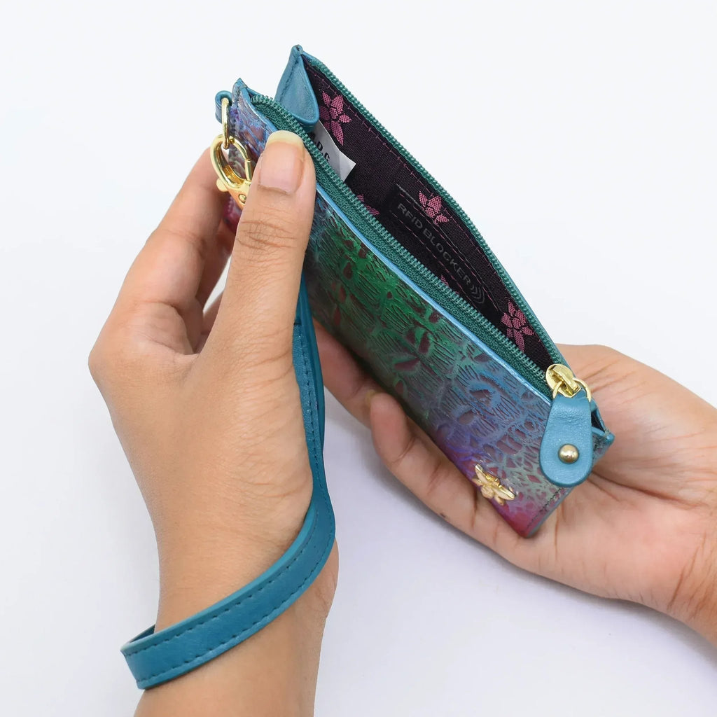 Card Holder with Wristlet - 1180 - Che Cose Belle