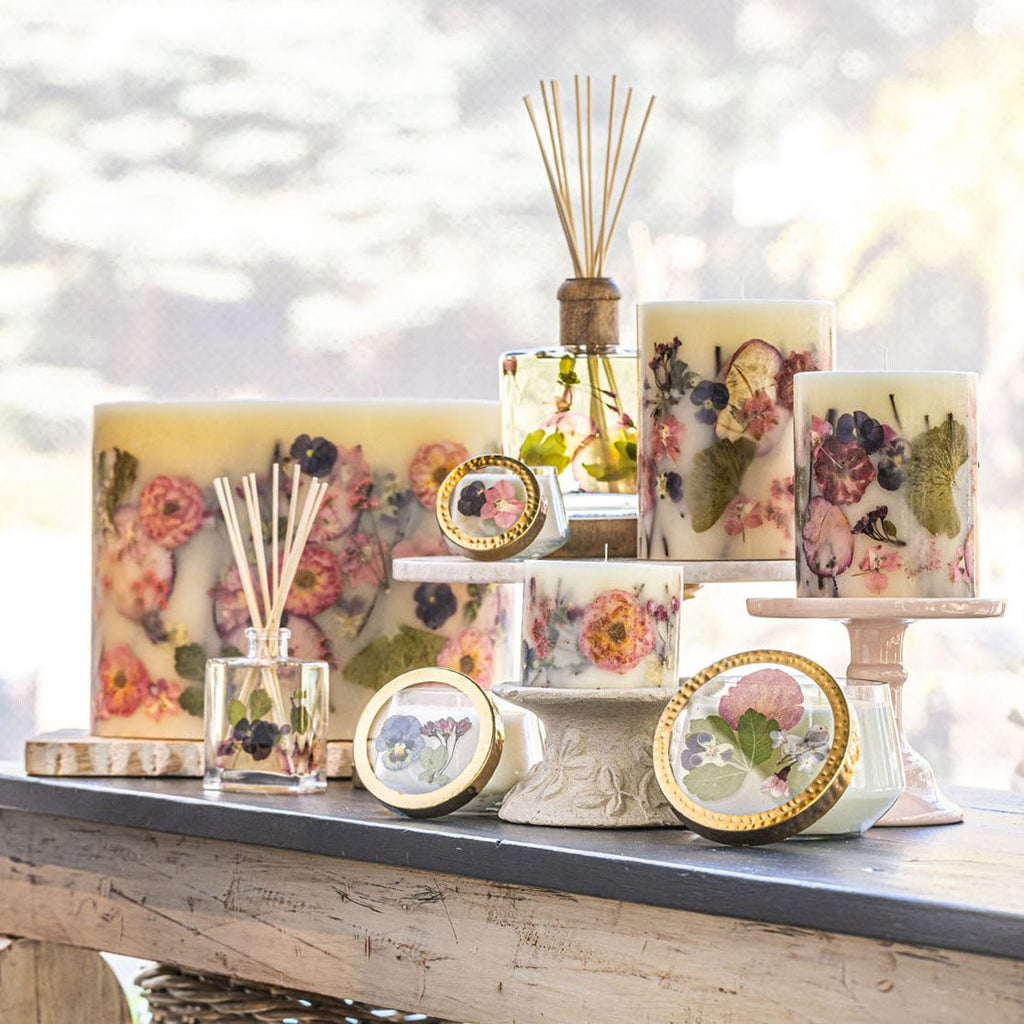 Centerpiece Botanical Candle - Blushing Rosewood - Che Cose Belle