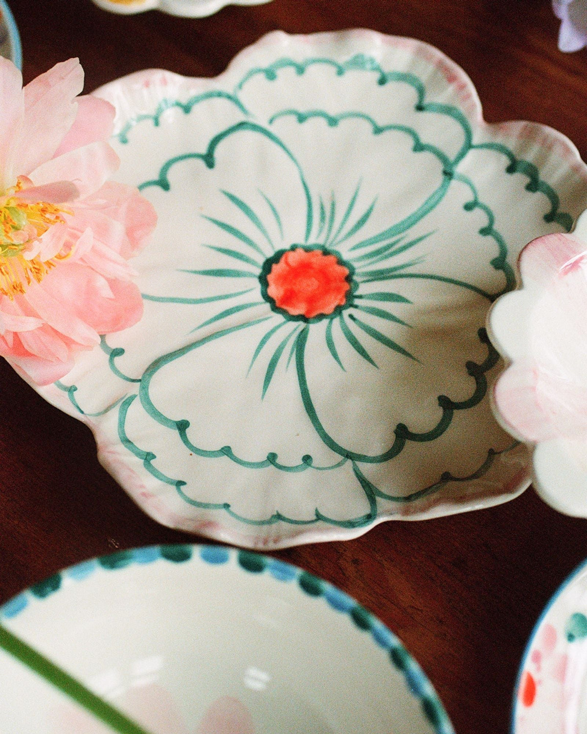 Ceramic Flower Shaped Side Plate with Pink Border - Che Cose Belle