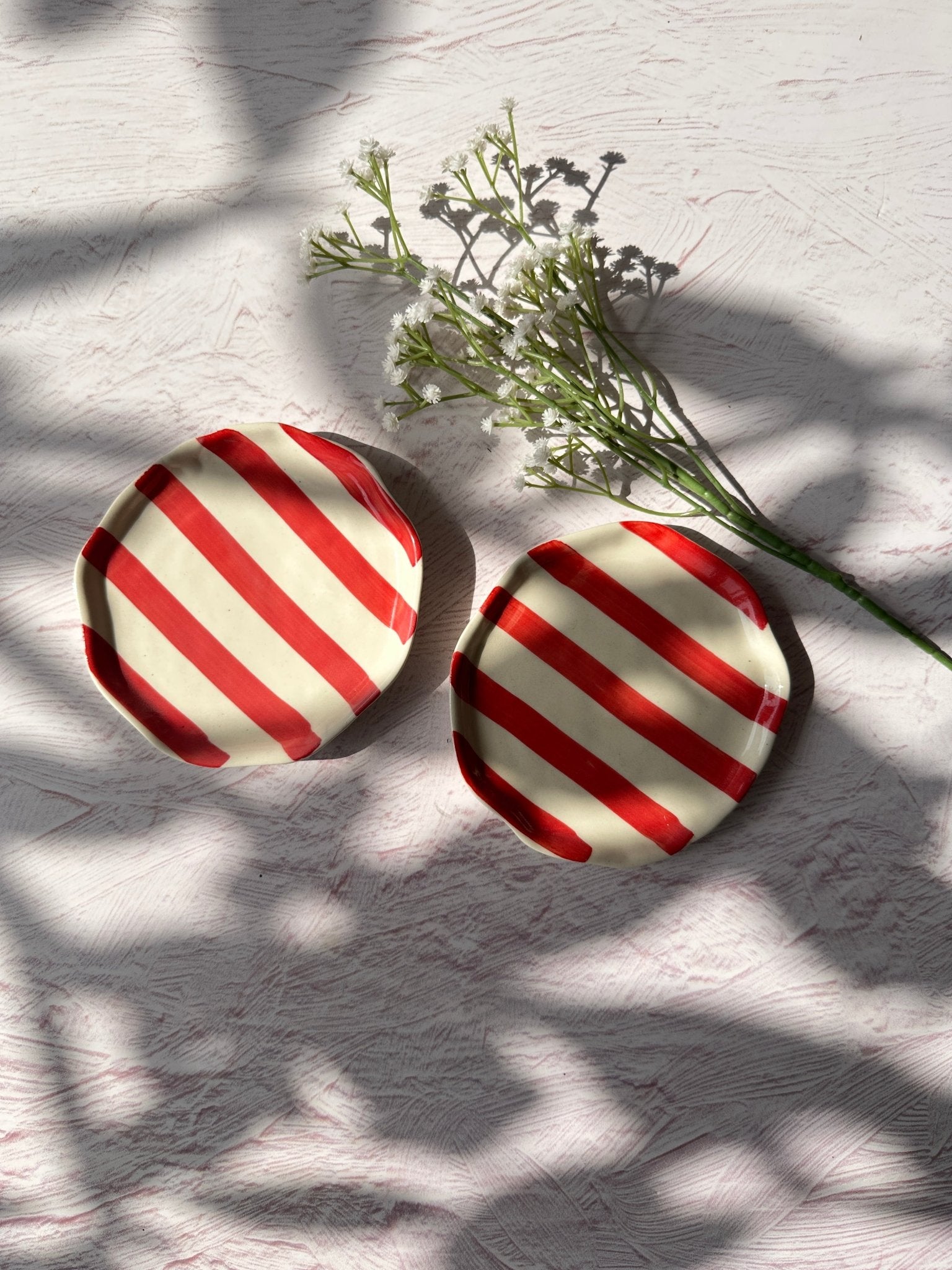 Ceramic Red stripe plate, 6.3x6.3 Inches ( Set of 2 ) - Che Cose Belle