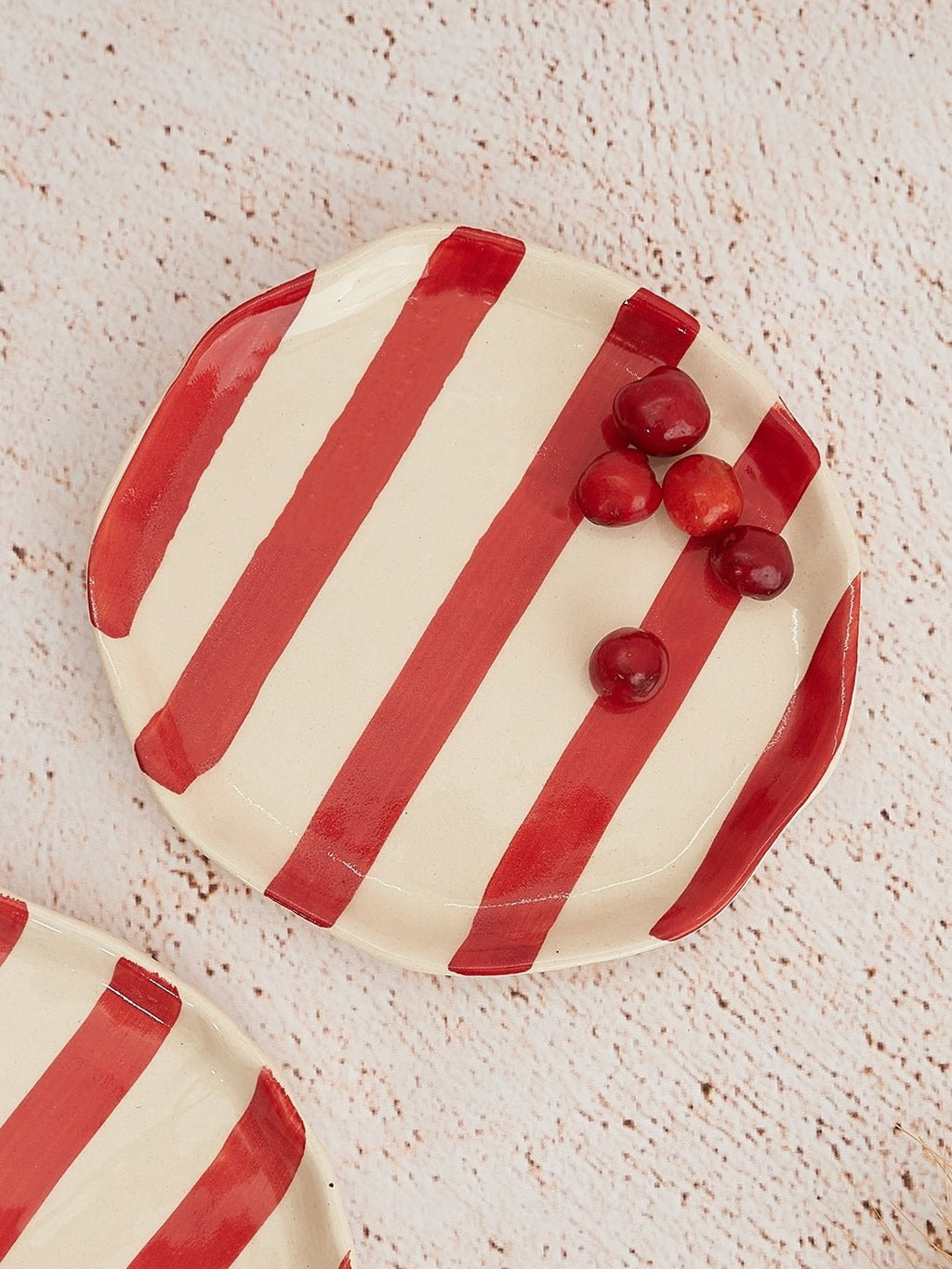 Ceramic Red stripe plate, 6.3x6.3 Inches ( Set of 2 ) - Che Cose Belle