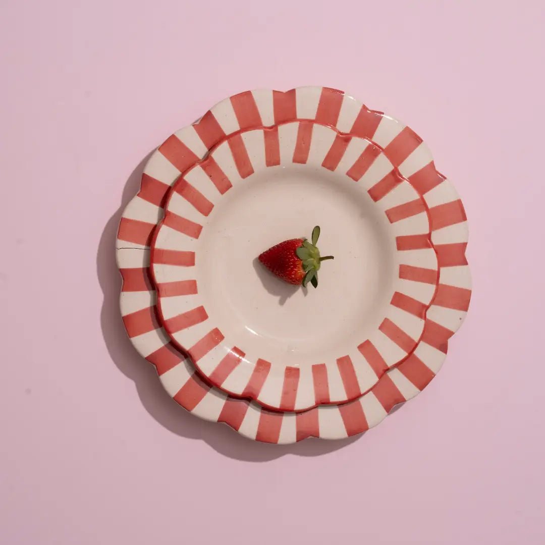 Ceramic Stripe Dinner Plate, Red - 10 x 10 x 1.25 Inches ( Set of 4 ) - Che Cose Belle
