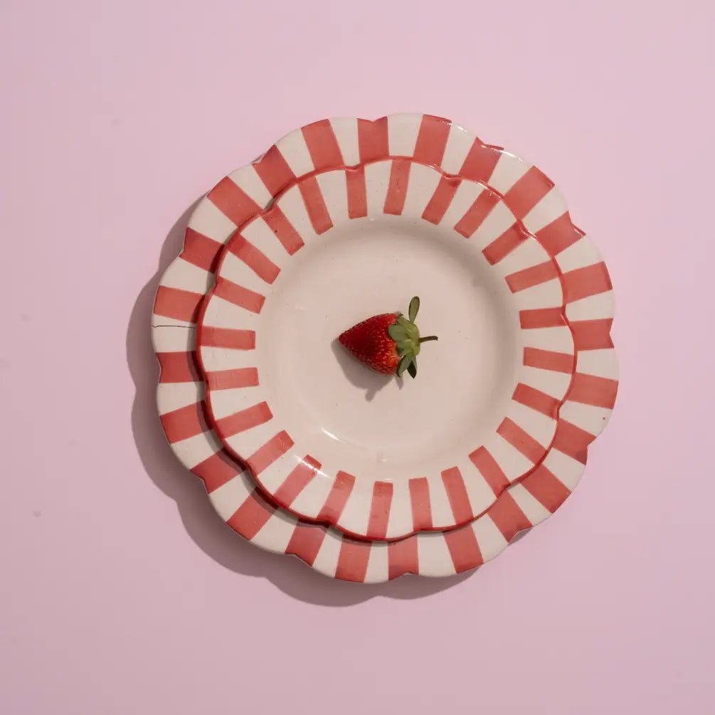 Ceramic stripe Salad Plate, Red - 8.25x 8.25 x 1.25 Inches ( Set of 2 ) - Che Cose Belle