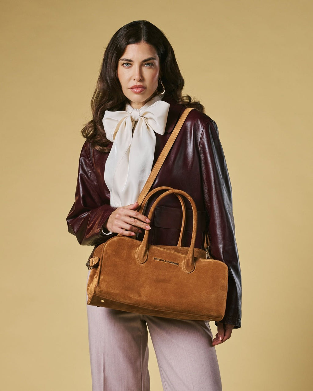 Chiara (cognac) - Italian calf suede women's handbag (with shoulder strap) - Che Cose Belle
