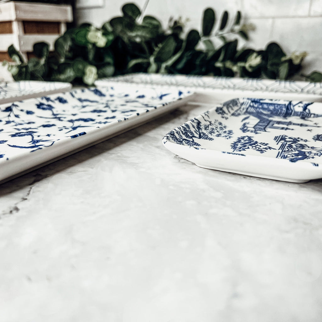 Chinoiserie Blue White Serving Tray Set 4pc Assorted Large and Small
