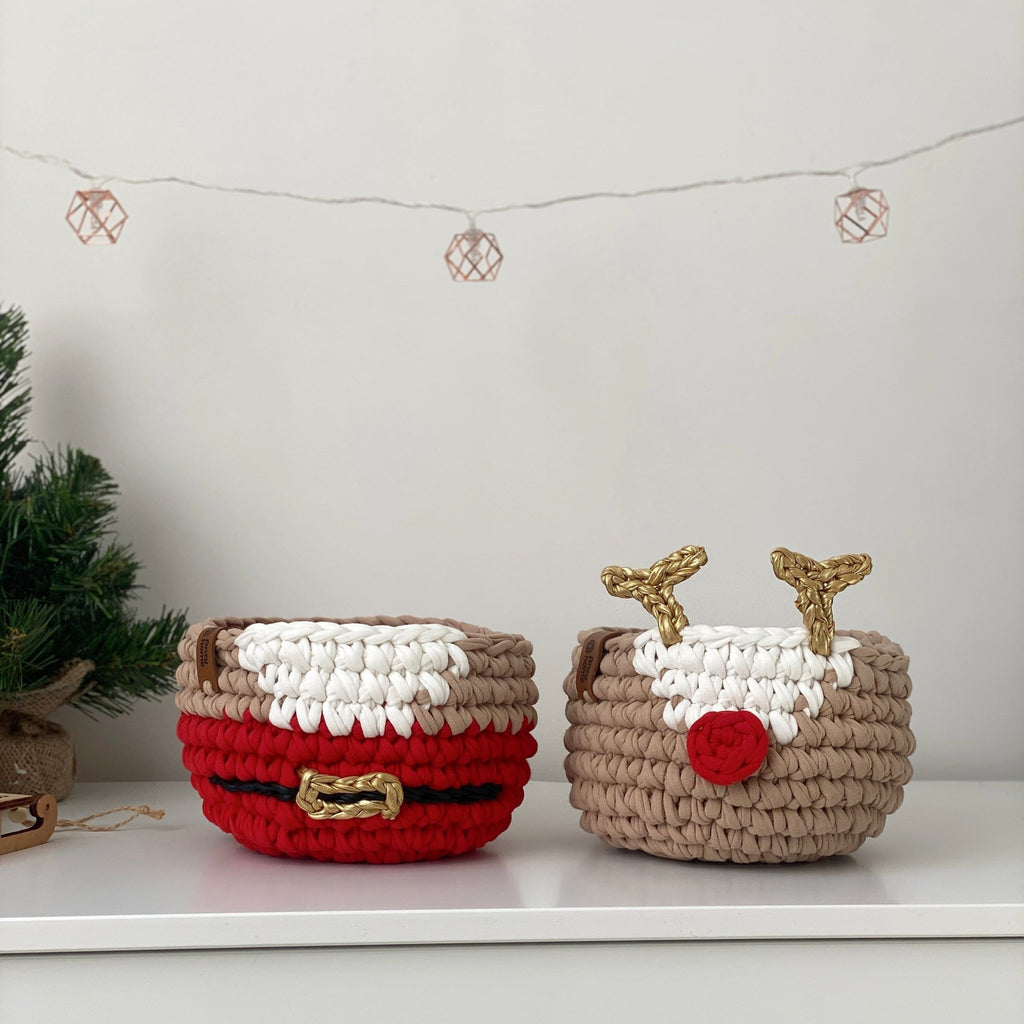 Christmas Deer and Santa Baskets - Che Cose Belle