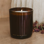 Cinnamon Rolls Soy Candle - Boxed Amber Tinted Glass Jar - 12 oz - Che Cose Belle