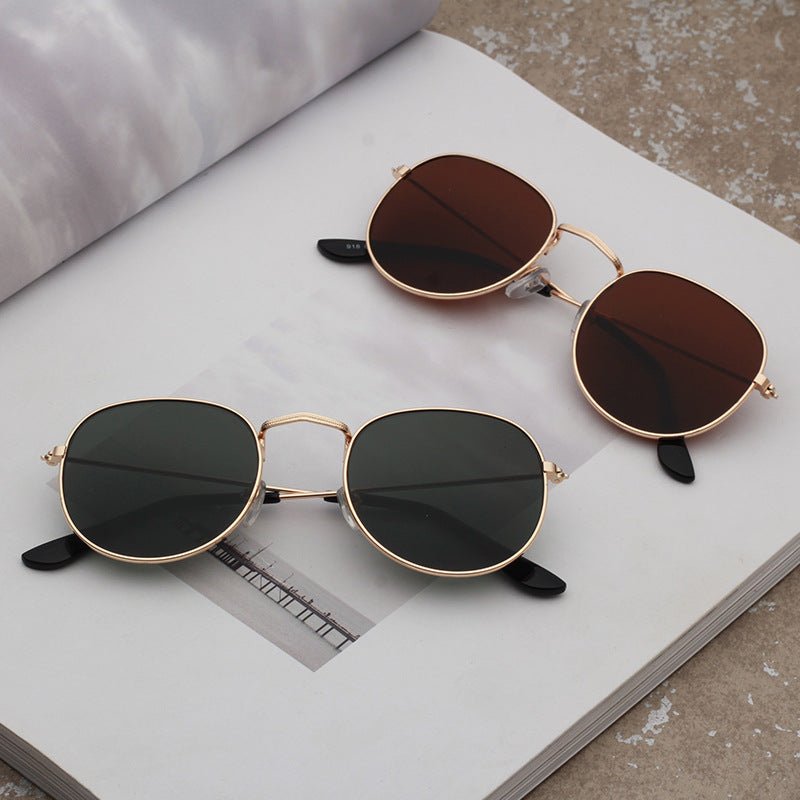 Classic Metal Sunglasses - Timeless Style for Men & Women - Che Cose Belle