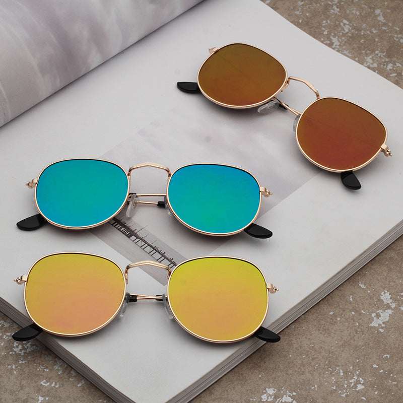 Classic Metal Sunglasses - Timeless Style for Men & Women - Che Cose Belle