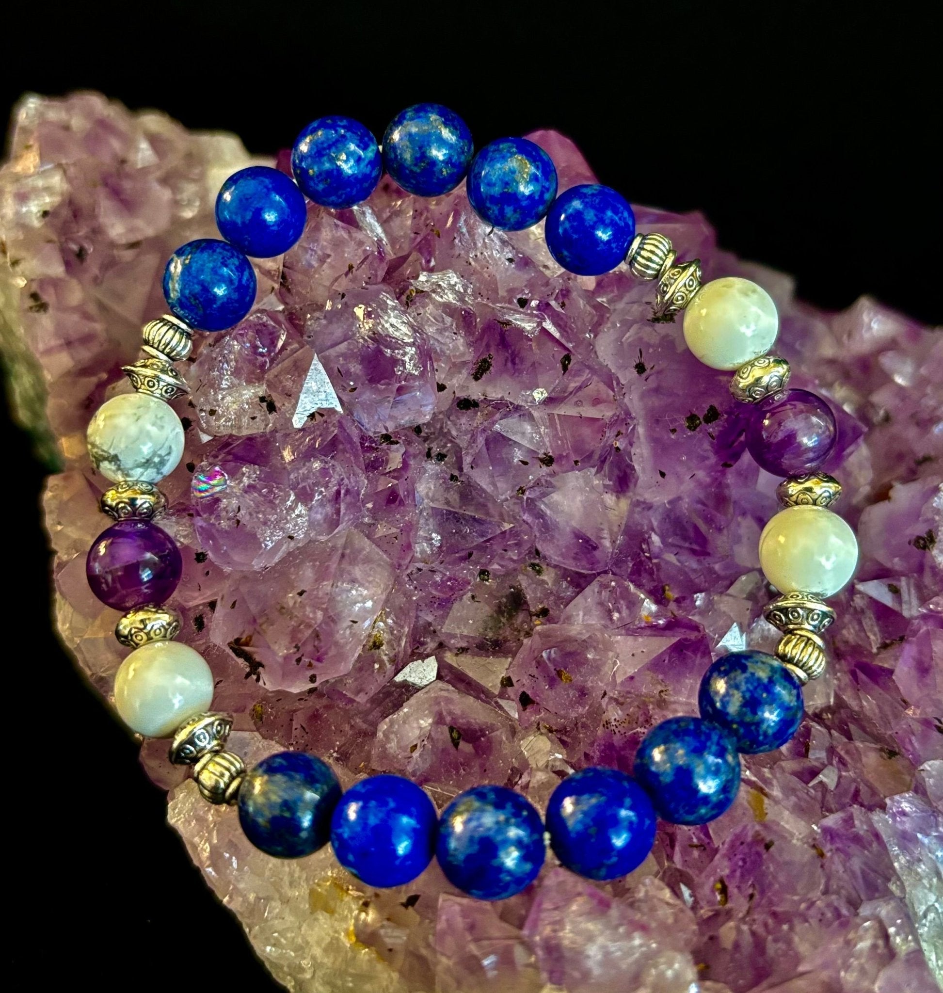 Clear Mind Mental Clarity Bracelet – Howlite, Lapis & Amethyst - Che Cose Belle