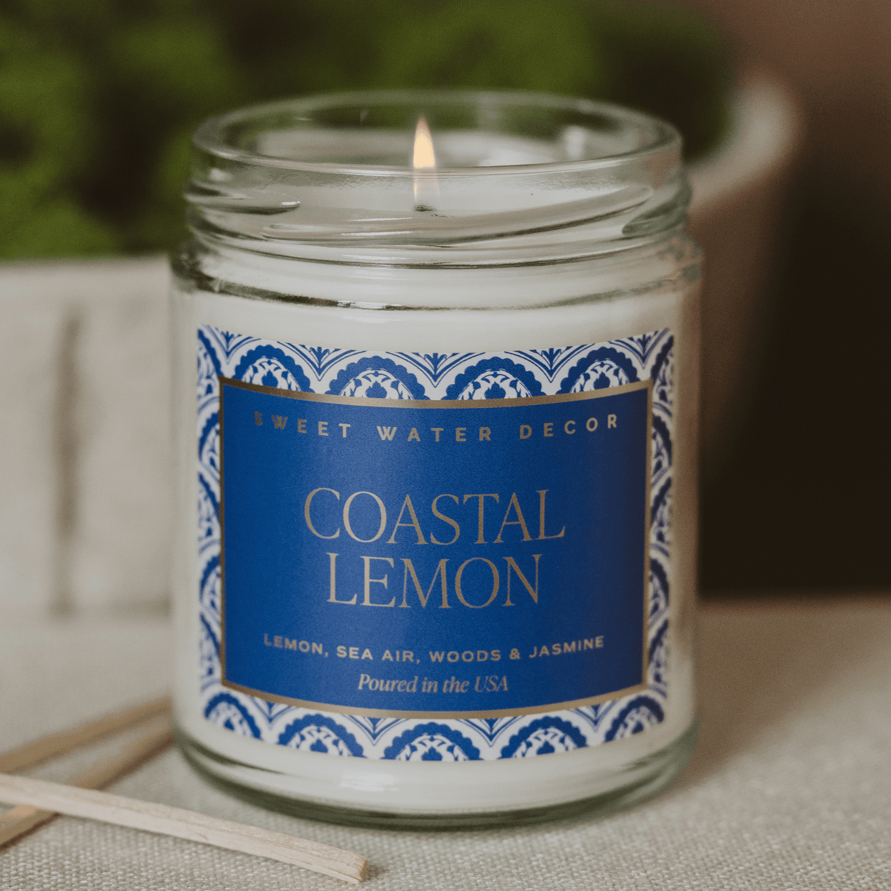 Coastal Lemon Soy Candle - Clear Patterned Jar - 9 oz - Che Cose Belle