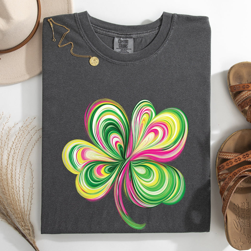 Colorful, Painted, St Patrick's Day, Shamrock, Clover, Lucky, Leprechaun Tshirt Comfort Colors T-Shirt - Che Cose Belle