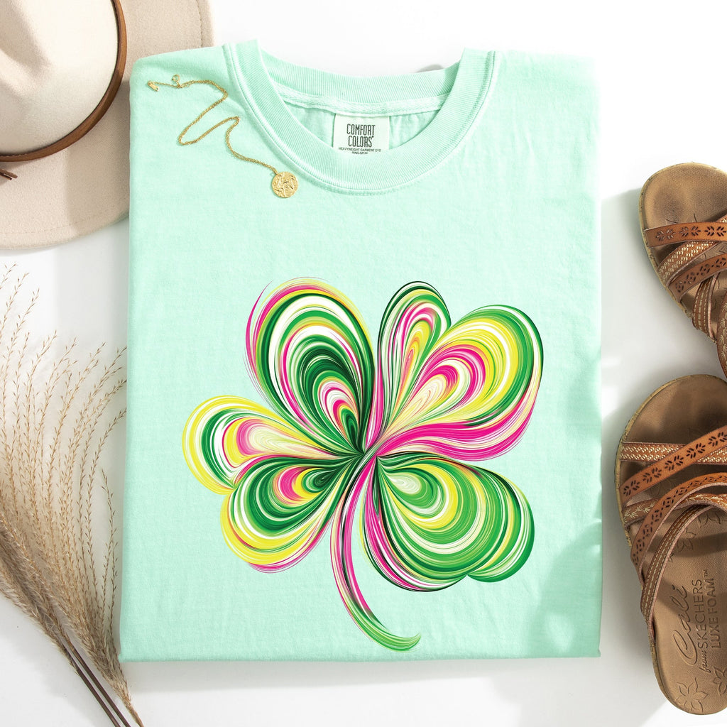 Colorful, Painted, St Patrick's Day, Shamrock, Clover, Lucky, Leprechaun Tshirt Comfort Colors T-Shirt - Che Cose Belle