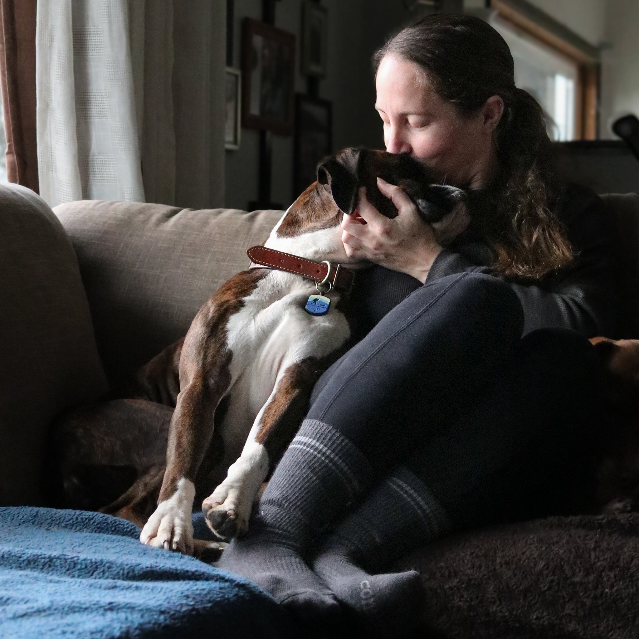 Comfort Crew Socks that Save Dogs - Che Cose Belle