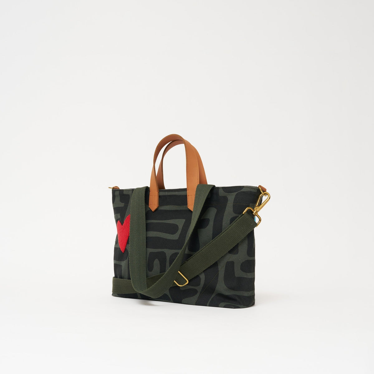 Commuter - Safari Kuba with Red Beaded Heart - Che Cose Belle
