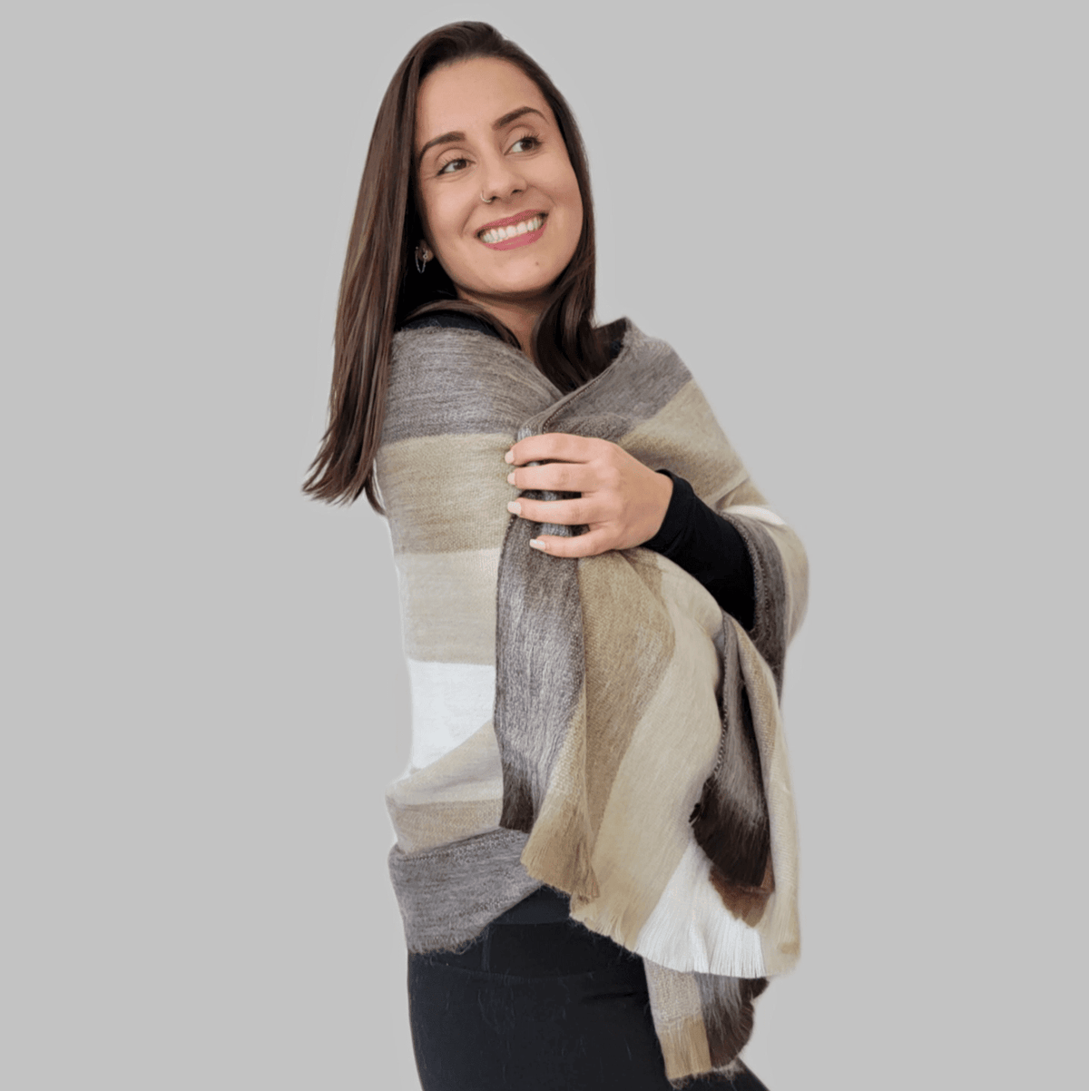Condor - Alpaca Wool Shawl - Handmade Wool Shawl - Che Cose Belle