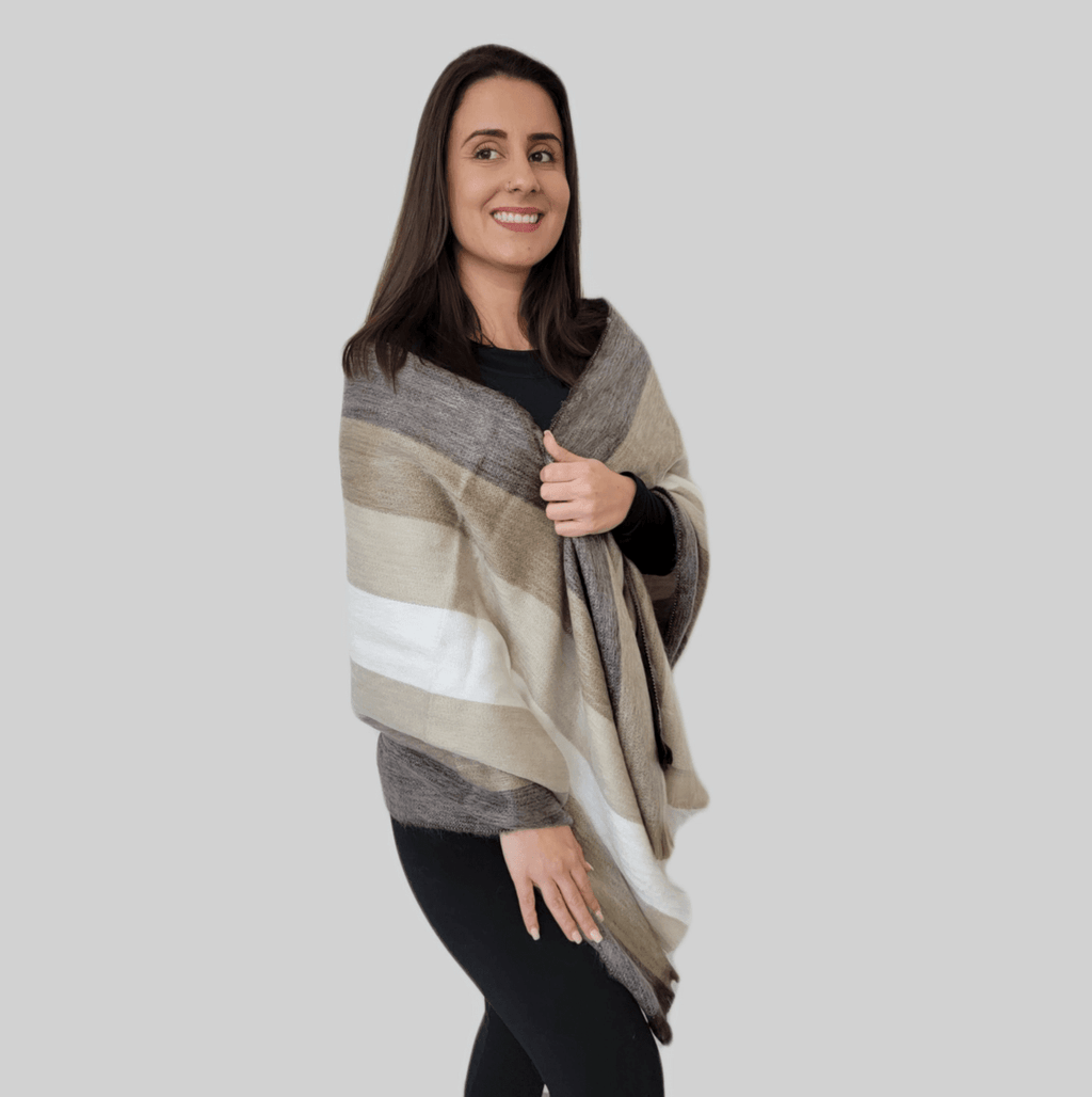 Condor - Alpaca Wool Shawl - Handmade Wool Shawl - Che Cose Belle