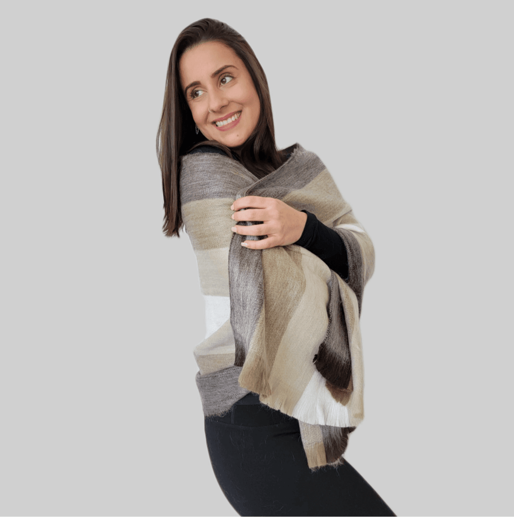 Condor - Alpaca Wool Shawl - Handmade Wool Shawl - Che Cose Belle