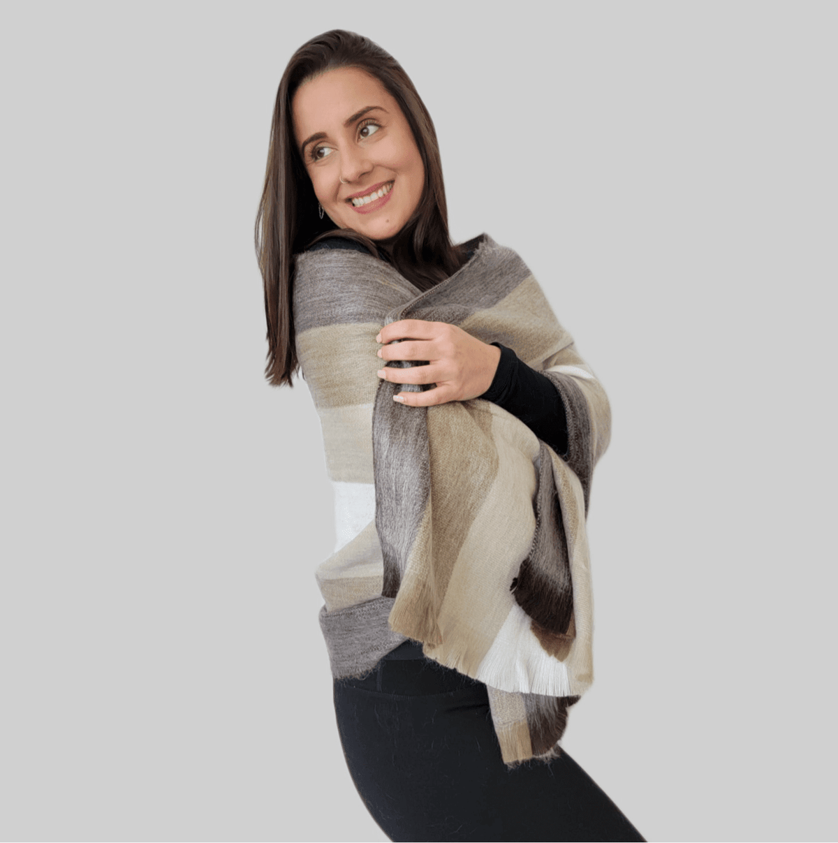 Condor - Alpaca Wool Shawl - Handmade Wool Shawl - Che Cose Belle