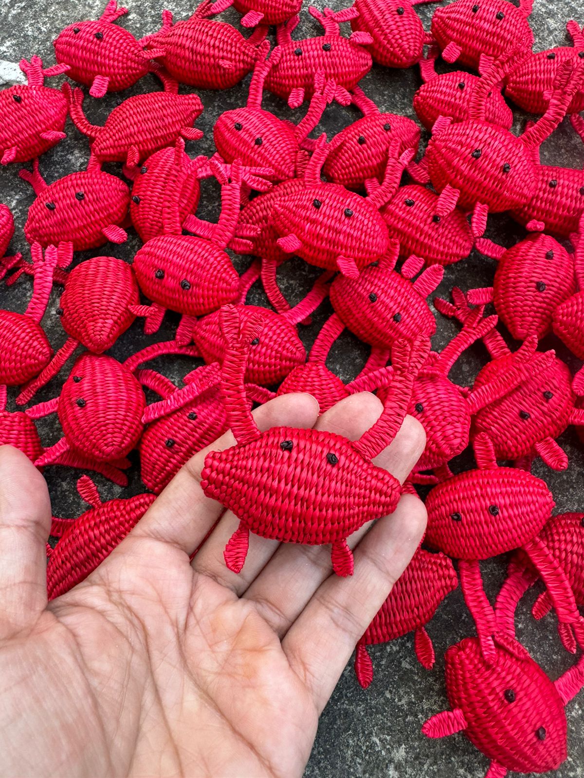 Crab Handwoven Iraca Napkin Ring - Che Cose Belle