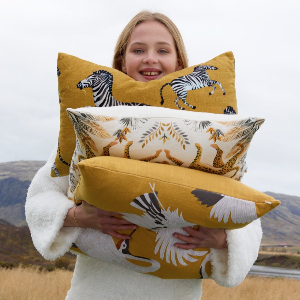 Crane Embroidered Throw Pillow - Che Cose Belle