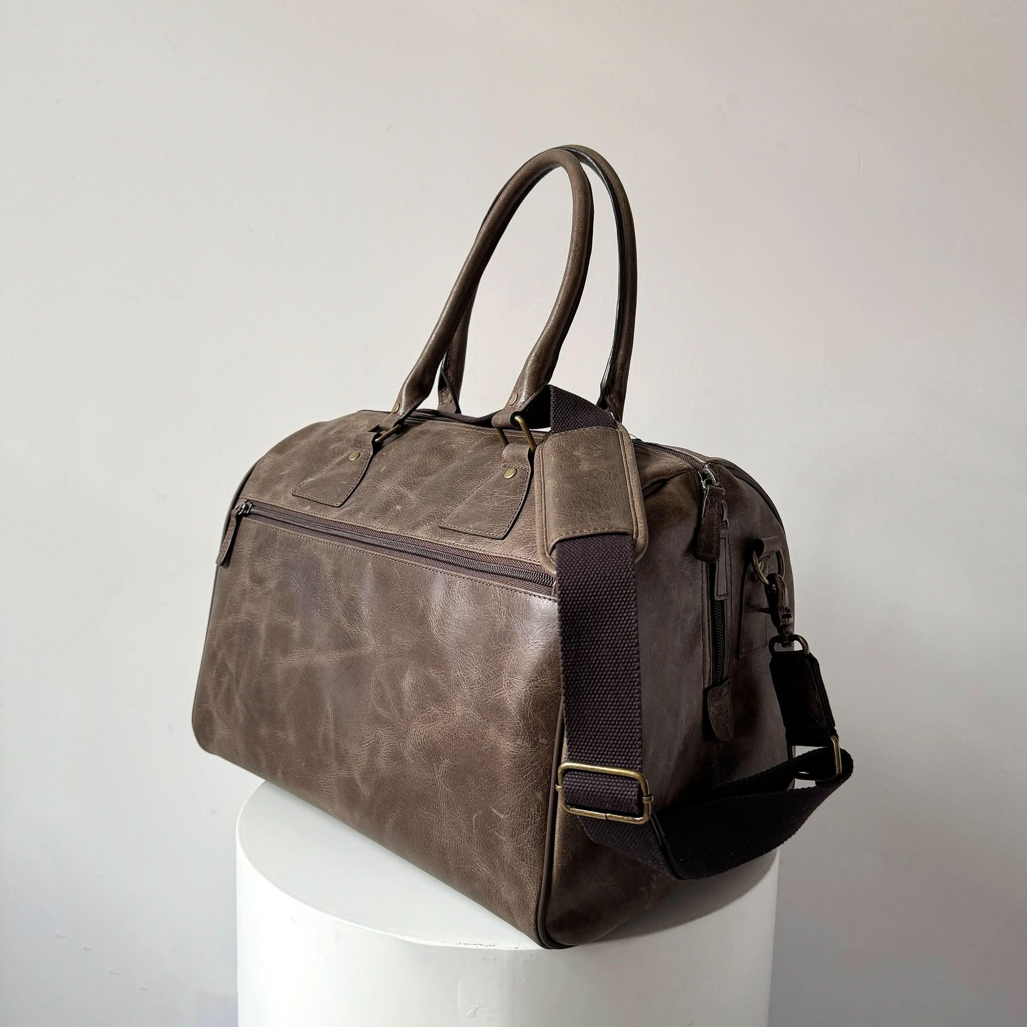 Crazy Horse Leather Weekender Travel Bag - Che Cose Belle