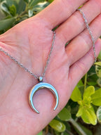 CRESCENT MOON NECKLACE - Che Cose Belle