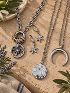 CRESCENT MOON NECKLACE - Che Cose Belle