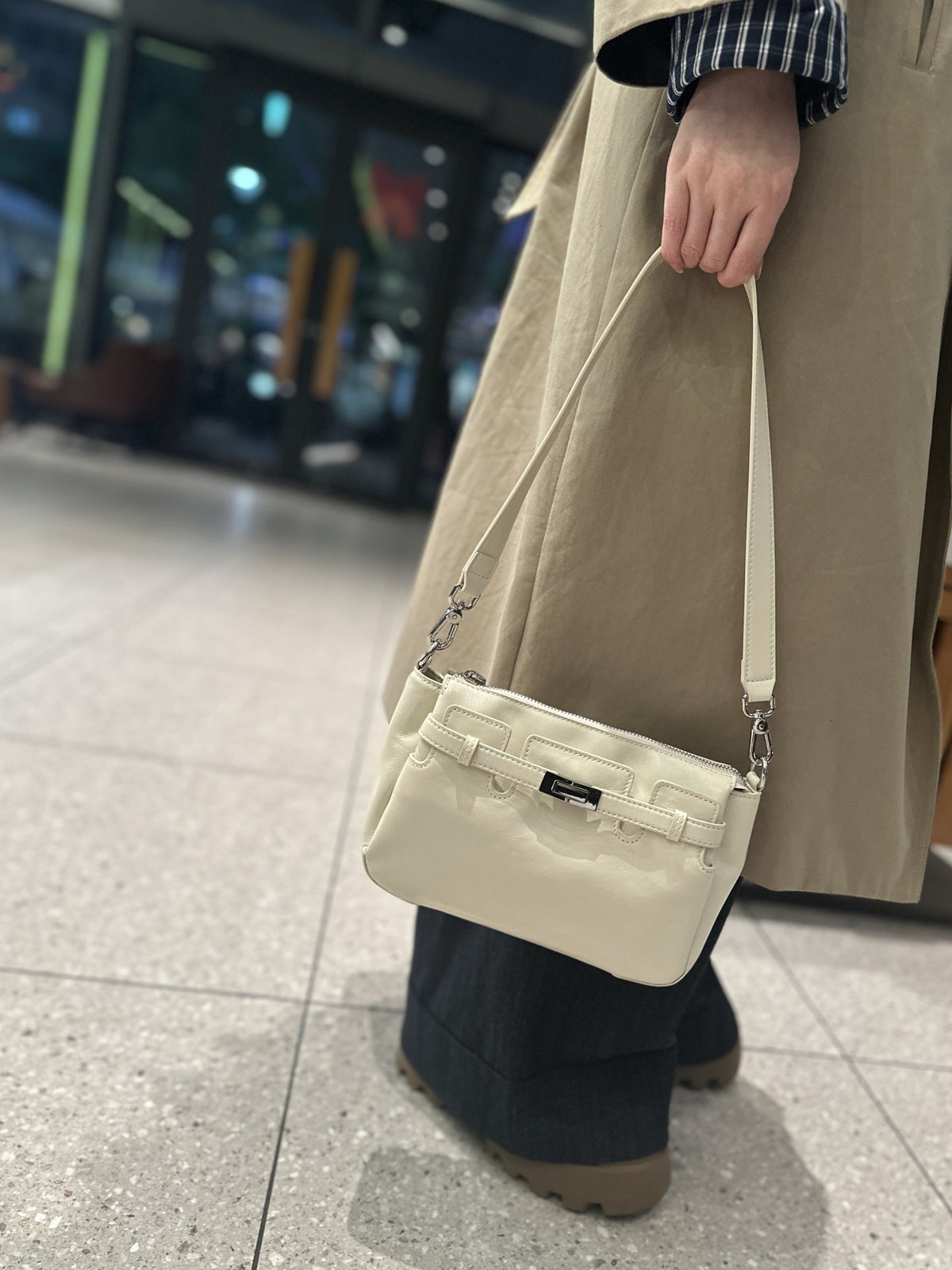 Custom Cross-Border Top-Grain Oil Wax Cowhide Underarm Bag 2026 New OEM Vintage-Feel Genuine Leather Handbag - Che Cose Belle