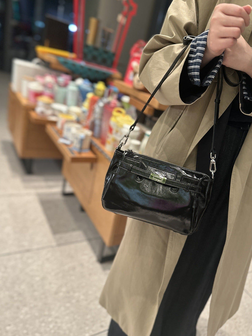 Custom Cross-Border Top-Grain Oil Wax Cowhide Underarm Bag 2026 New OEM Vintage-Feel Genuine Leather Handbag - Che Cose Belle