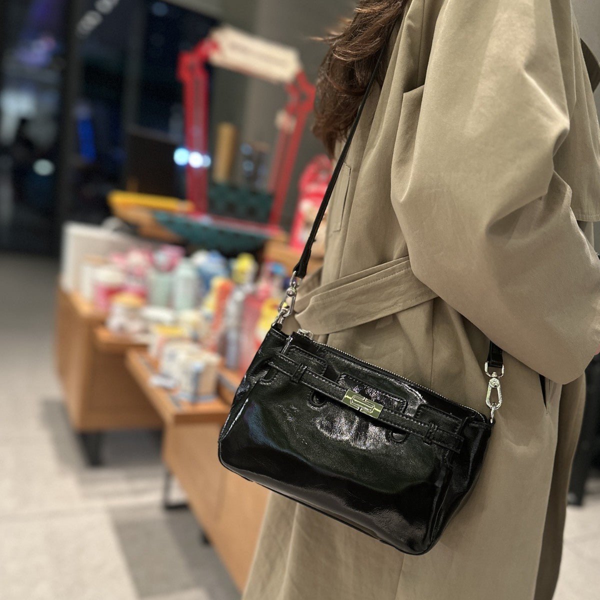 Custom Cross-Border Top-Grain Oil Wax Cowhide Underarm Bag 2026 New OEM Vintage-Feel Genuine Leather Handbag - Che Cose Belle