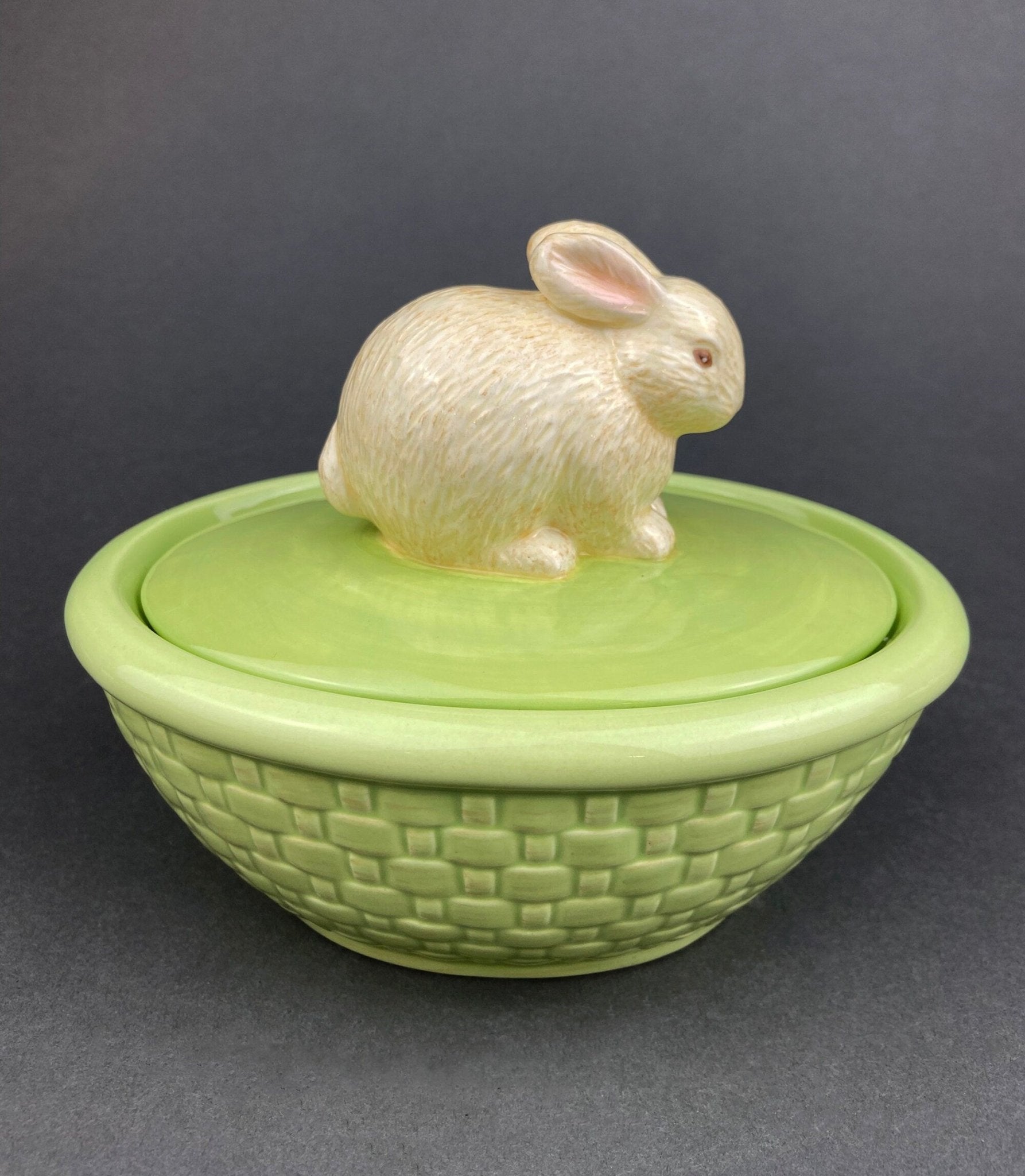 Cute Bunny Candle Holder. Beige Hallmark Rabbit Candle Holder. Easter or Spring Celebration. Dining Room Table Decor. Modern Farmhouse. - Che Cose Belle
