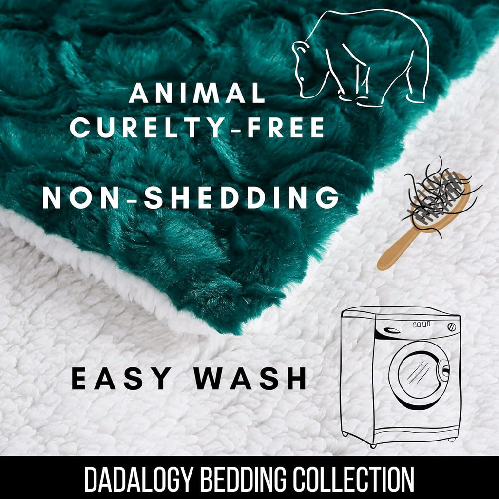 DaDa Bedding Emerald Green Blue Faux Fur Sherpa Throw Blanket - Che Cose Belle