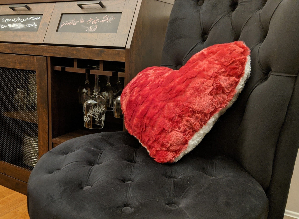 DaDa Bedding Luxury Romantic Valentine Heart Shaped Red Throw Pillow - 16” x 14” - Che Cose Belle