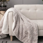 DaDalogy Lavender Grey Faux Fur Sherpa Throw Blanket - Che Cose Belle