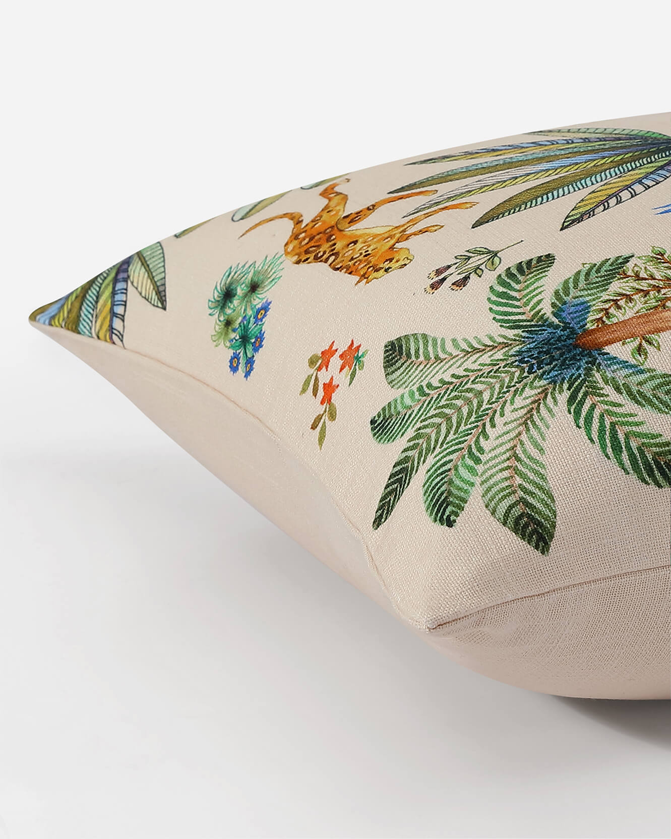 Decorate Palms Throw Pillow - Che Cose Belle