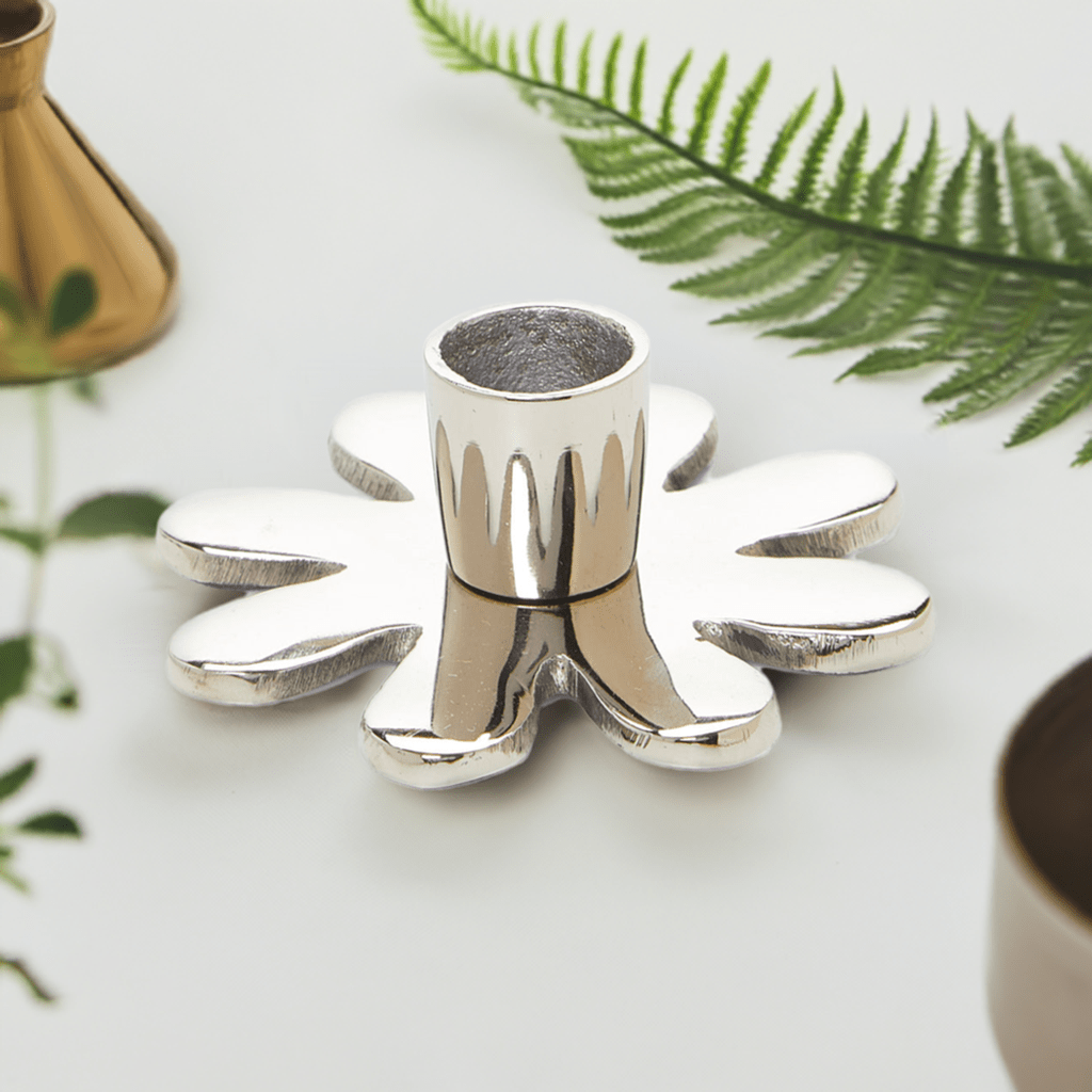Decorative Silver Flower Candle Holder - Che Cose Belle