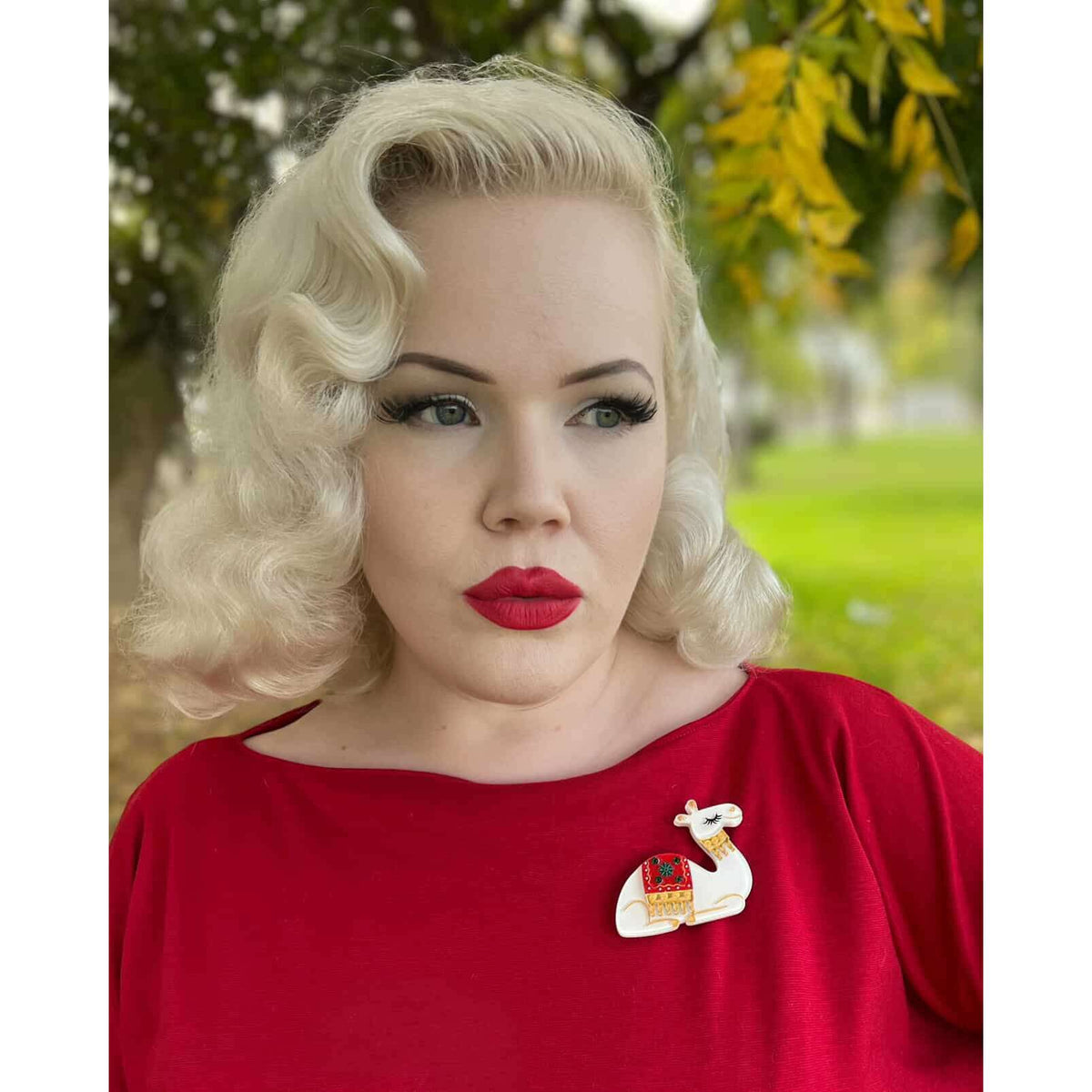 Desert Dreams Camel Brooch by 50's Vintage Dame x Lipstick & Chrome - Che Cose Belle