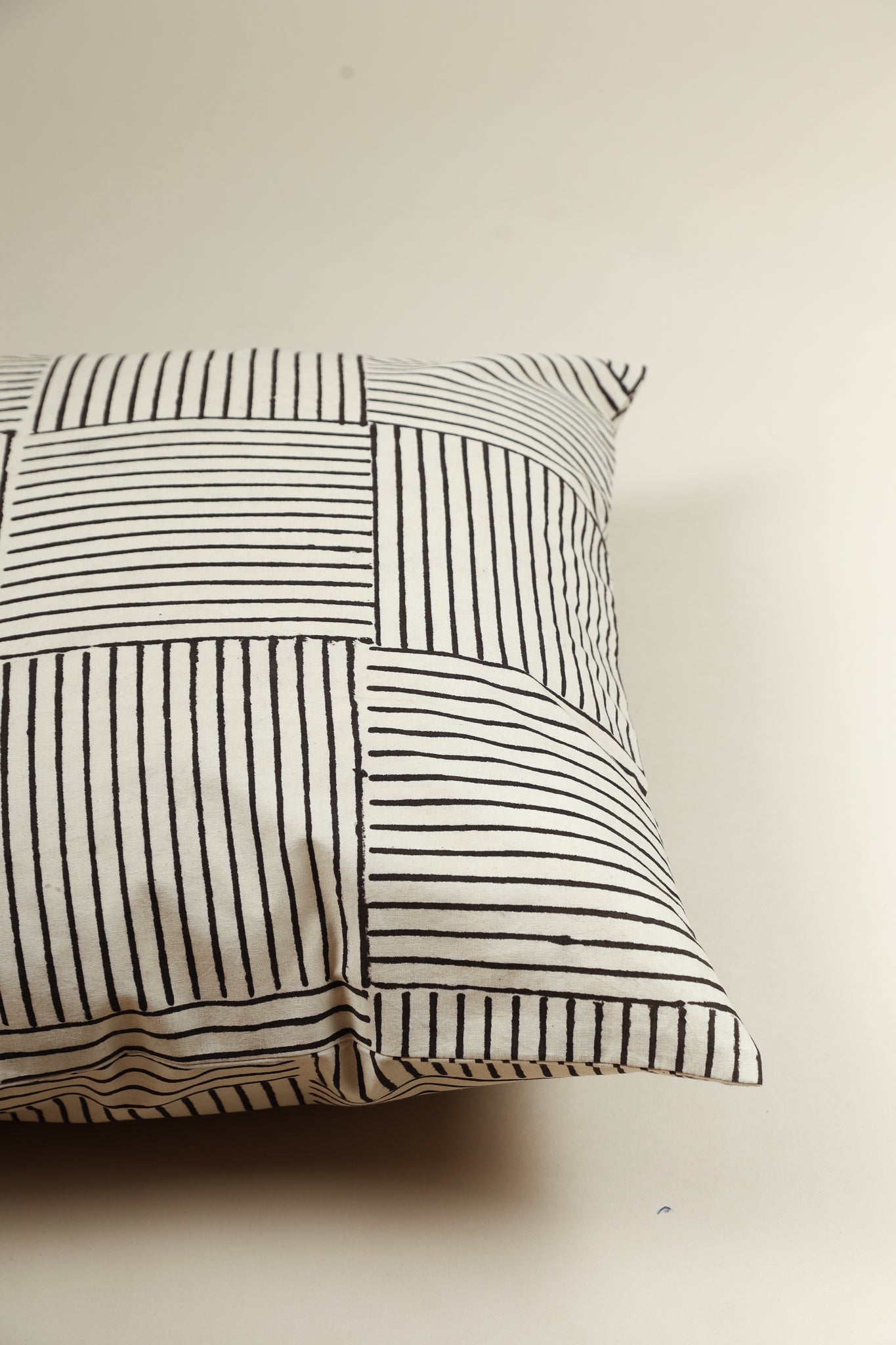 Desert Dunes Hand Block Print Pillow - Che Cose Belle